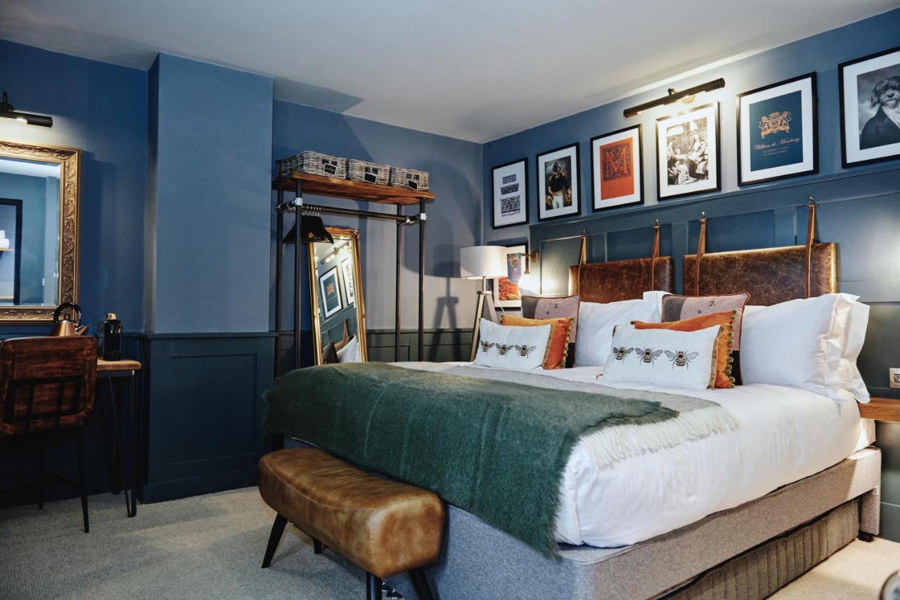 Kings Arms - Egham-Windsor Hotel Bagian luar foto